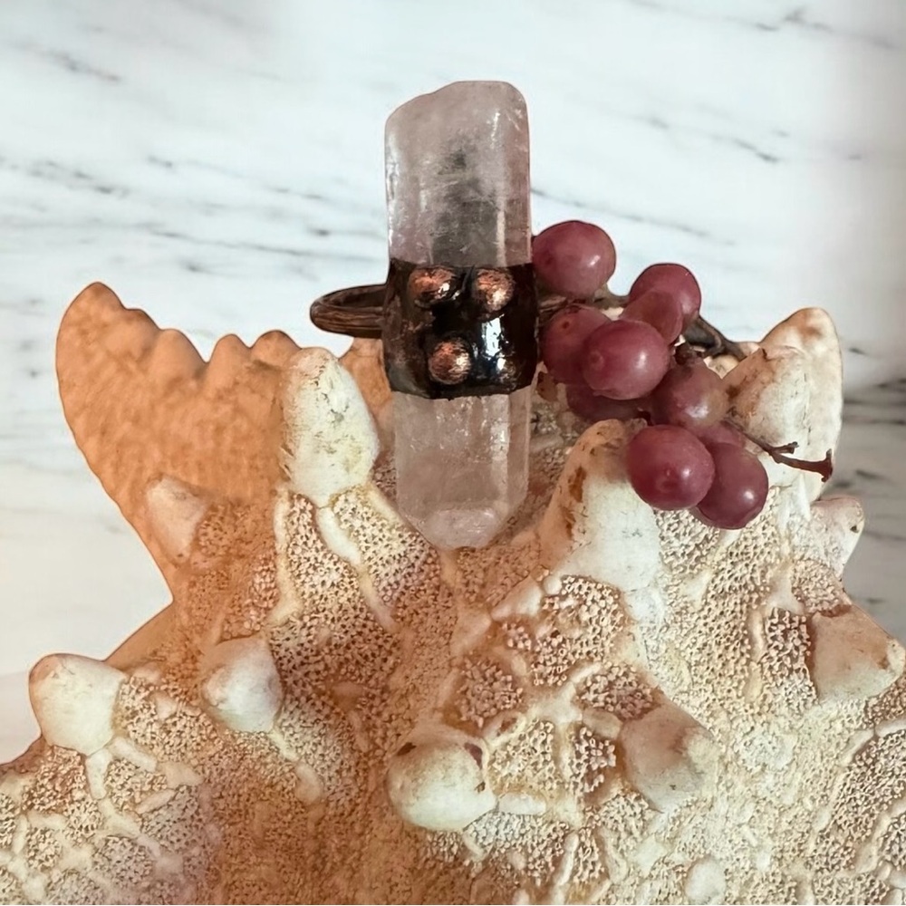 Vintage Style Adjustable Bronze Crystal Handcrafted Hexagonal White Crystal Ring
